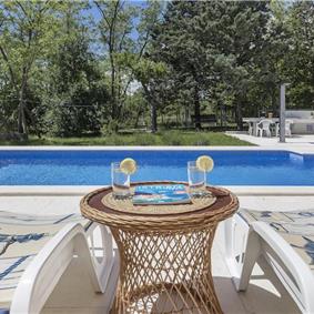 6 bedroom villa with pool near Labin, Istria, sleeps 12